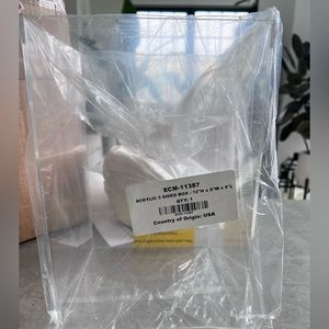 Acrylic 5 Side Box 12H x 8W x 8L